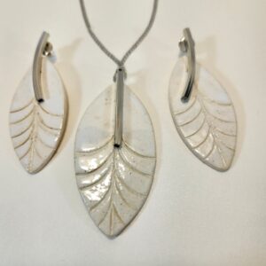 Conjunto susurro branco.