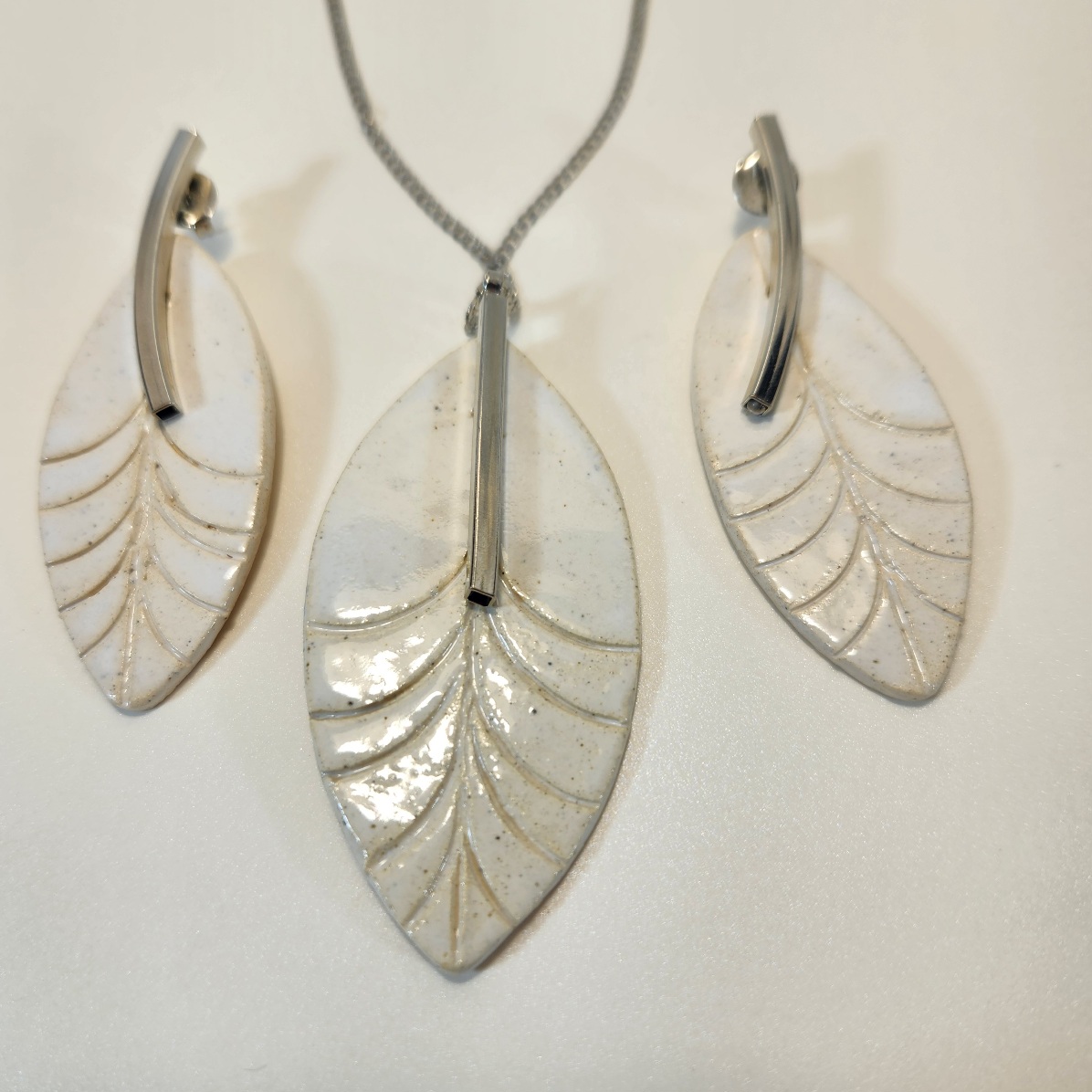 Conjunto susurro branco.