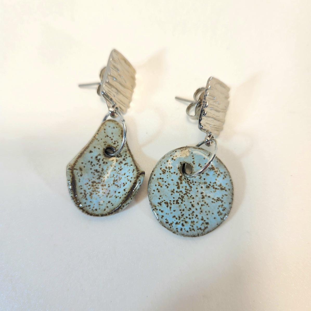 Brincos neblina cosmica.