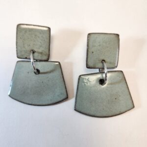 trapezoides celestes.